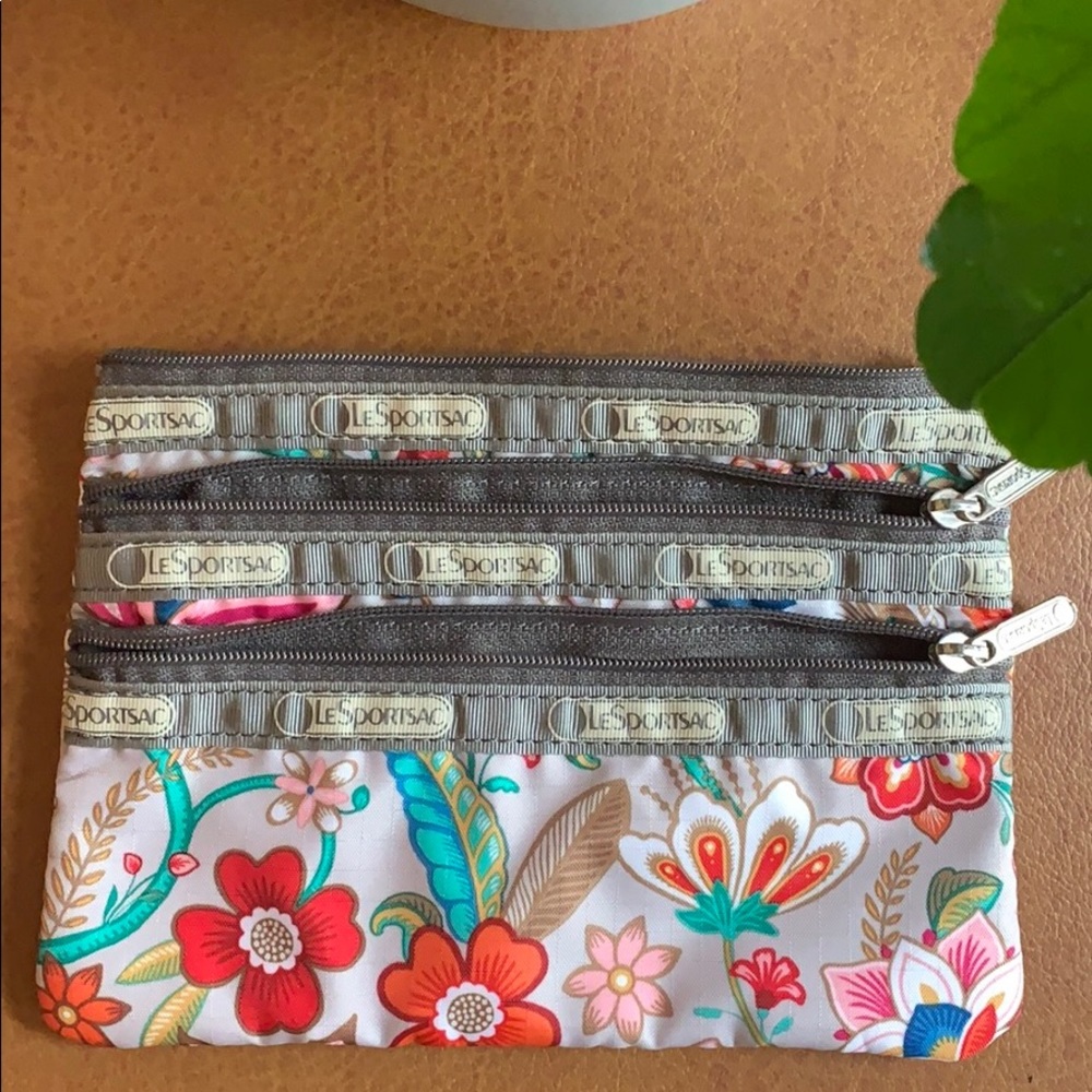 LeSportsac cosmetic case